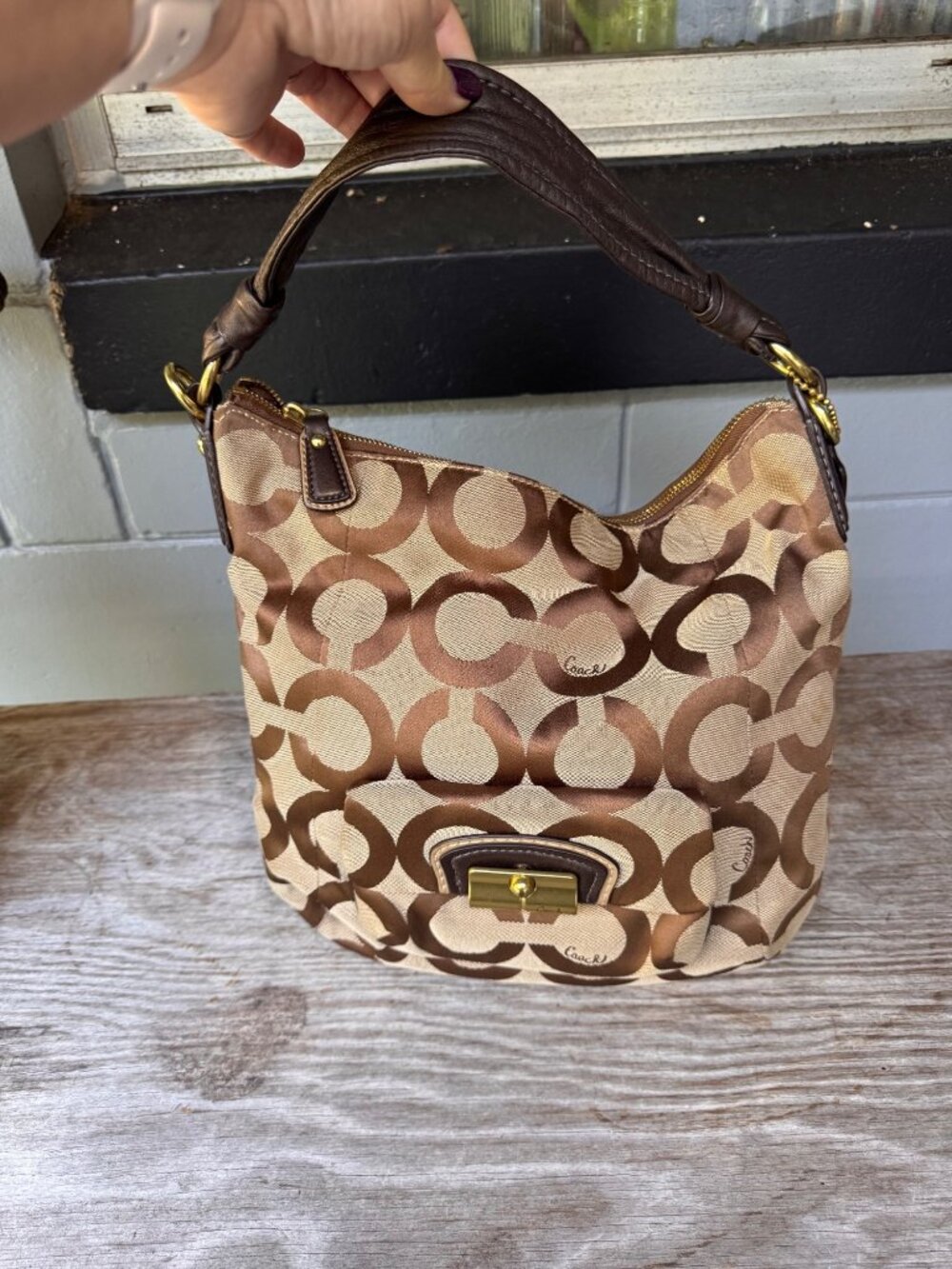 Coach 10391 Signature Jacquard Hobo Shoulder Bag Brown Tan Turnlock Y2K